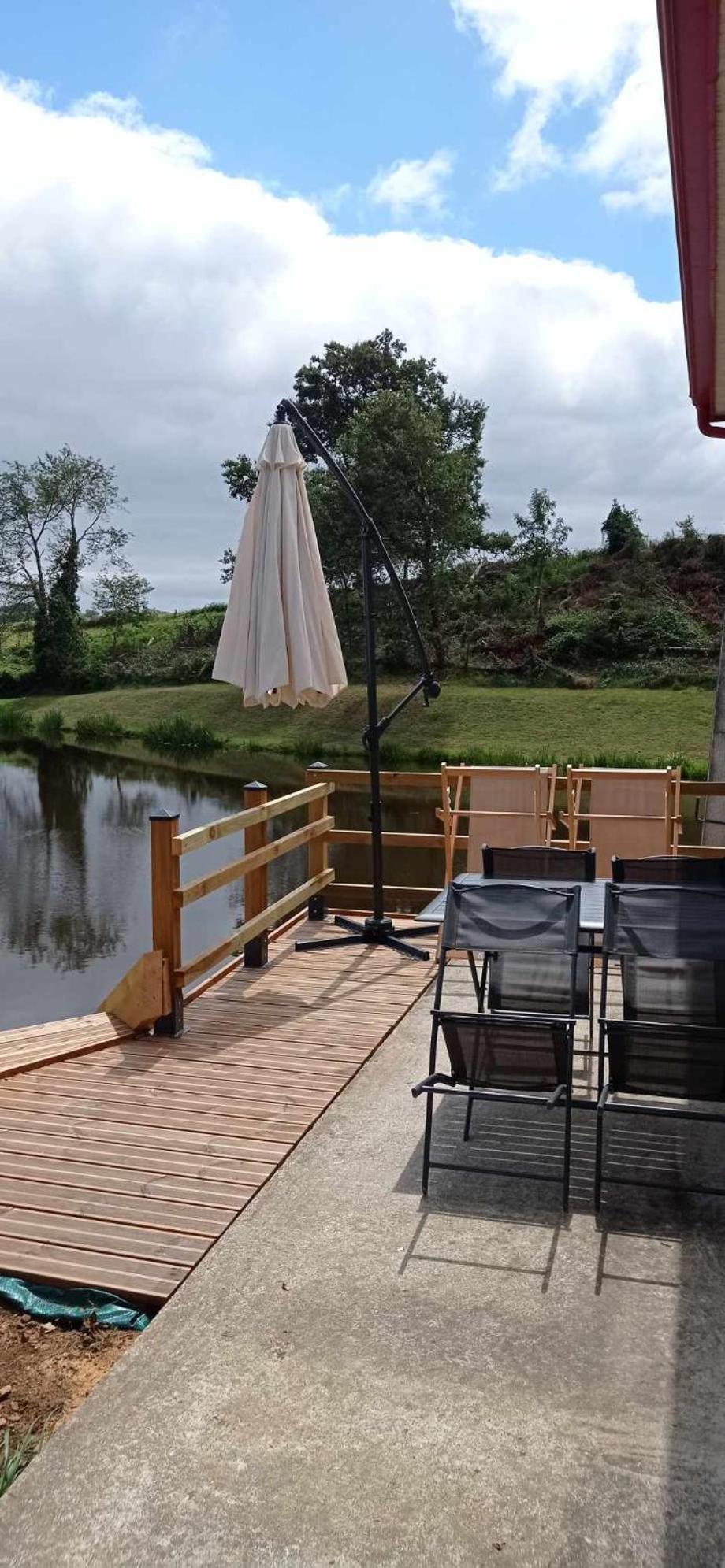 Au Domaine De L'Etang Vila Saint-Priest-sous-Aixe Exterior foto